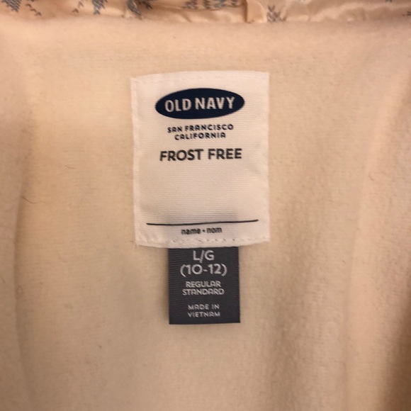 SOLD Old navy frost free girls puffy vest - Picture 3 of 8